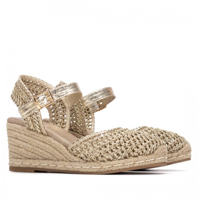 Xti Γυναικείες Πλατφόρμες Μπεζ 145296