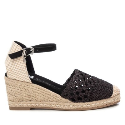 Xti Πλατφόρμες 142333 Black