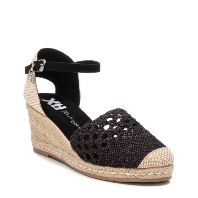 Xti Πλατφόρμες 142333 Black
